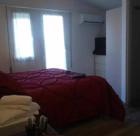 Hotel Wuhostel