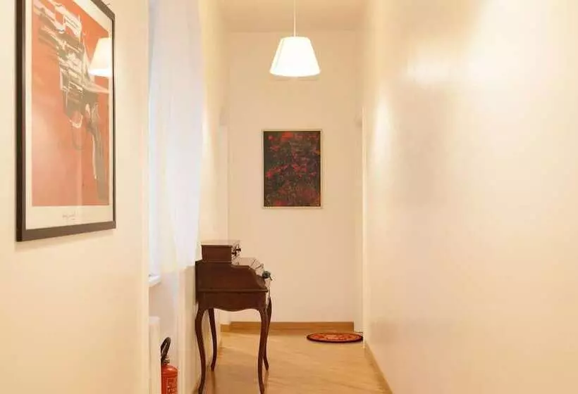 تختخواب و صبحانه Cicerone 60