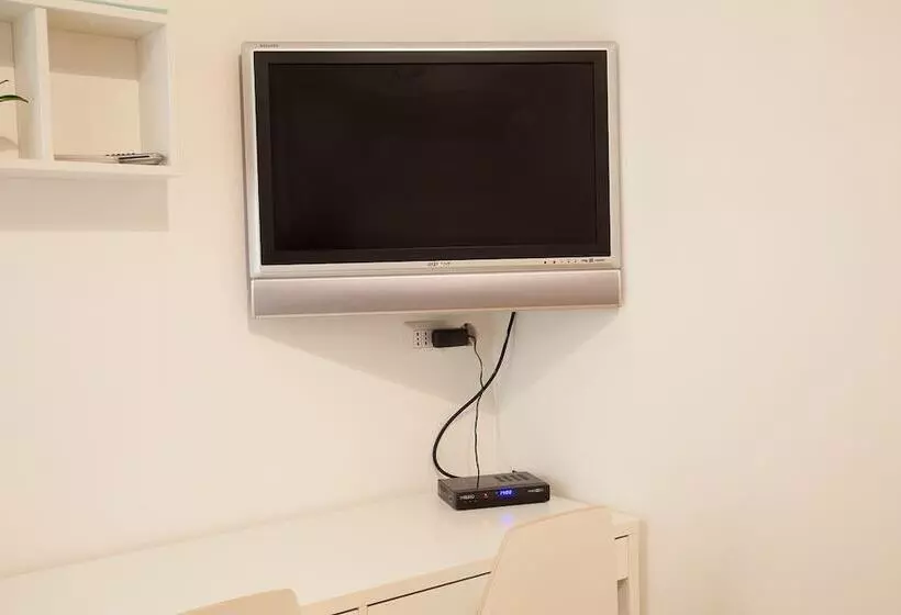 تختخواب و صبحانه Cicerone 60