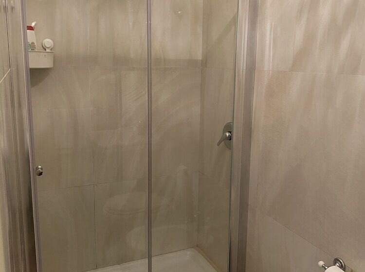 تختخواب و صبحانه Beb Mariafrancesca