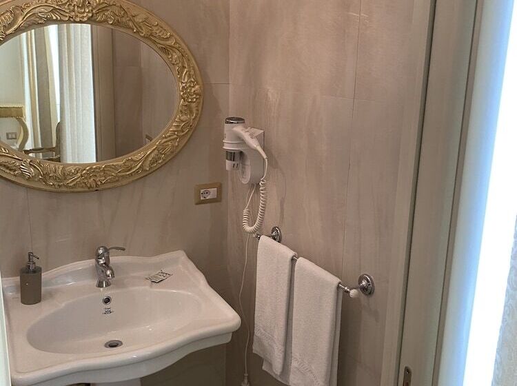 تختخواب و صبحانه Beb Mariafrancesca