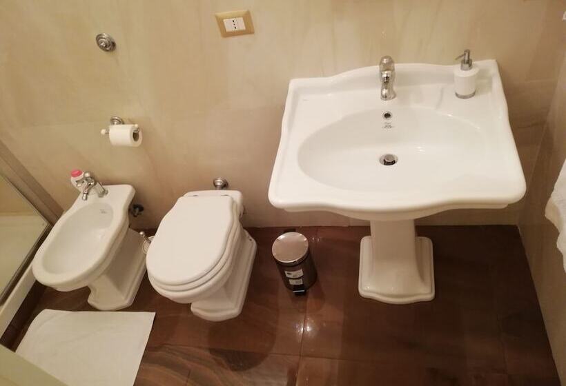 تختخواب و صبحانه Beb Mariafrancesca