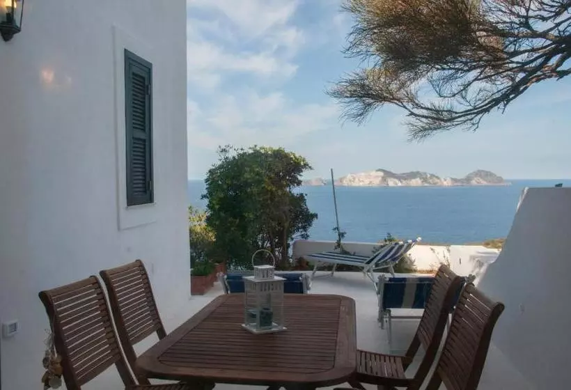 تختخواب و صبحانه Guest House Villa Il Gabbiano
