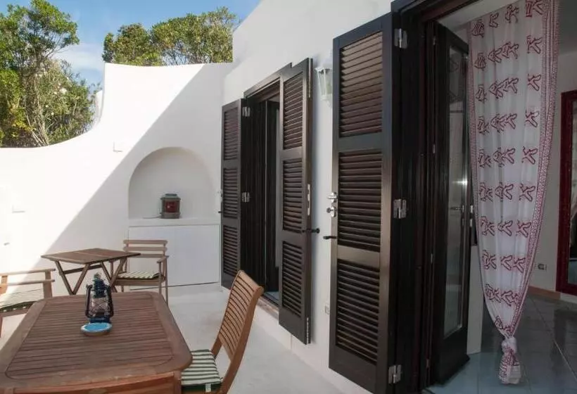 تختخواب و صبحانه Guest House Villa Il Gabbiano