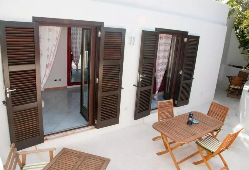 تختخواب و صبحانه Guest House Villa Il Gabbiano