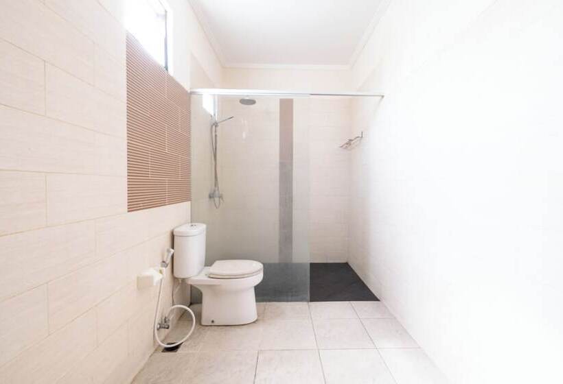 مبيت وإفطار Samudra Homestay