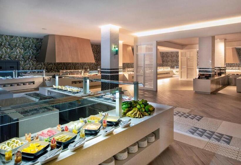 אתר נופש Adults Only Club At Lopesan Costa Bávaro   All Inclusive