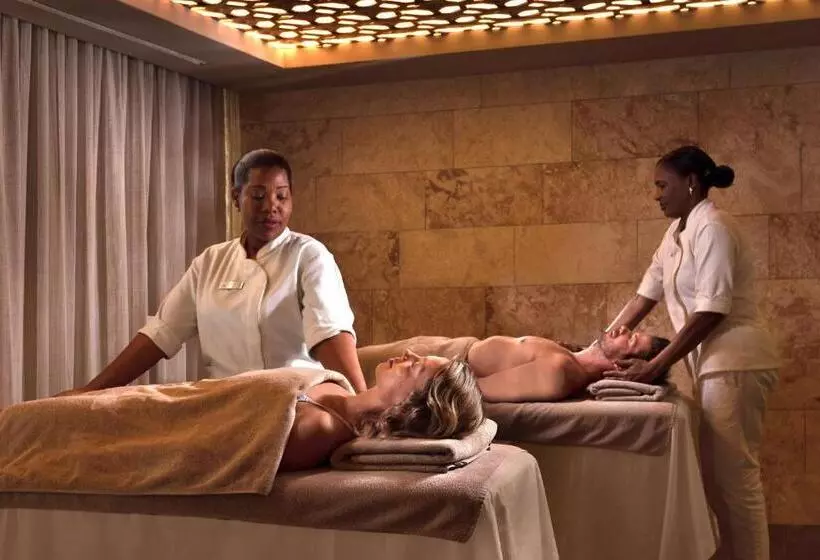 Lomakeskus Adults Only Club At Lopesan Costa Bávaro   All Inclusive