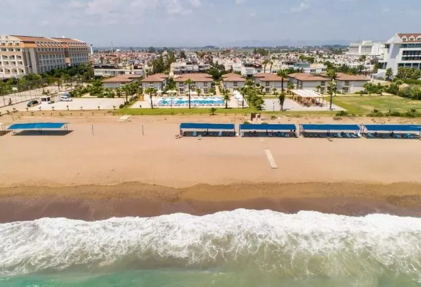 Hotelli Crystal Boutique Beach & Resort   Adult Only