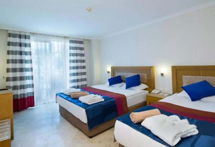 Hotelli Crystal Boutique Beach & Resort   Adult Only