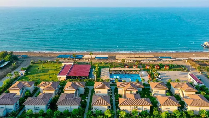 Hotelli Crystal Boutique Beach & Resort   Adult Only