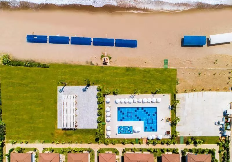 Hotelli Crystal Boutique Beach & Resort   Adult Only