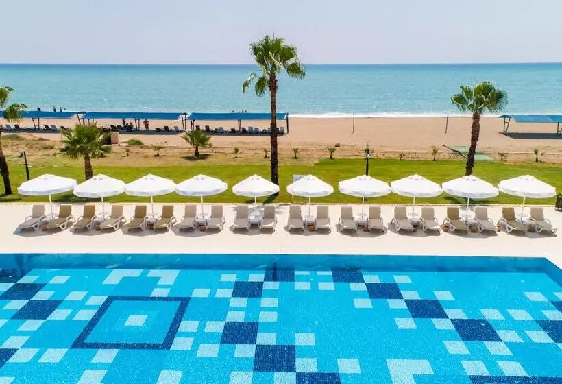 Hotelli Crystal Boutique Beach & Resort   Adult Only