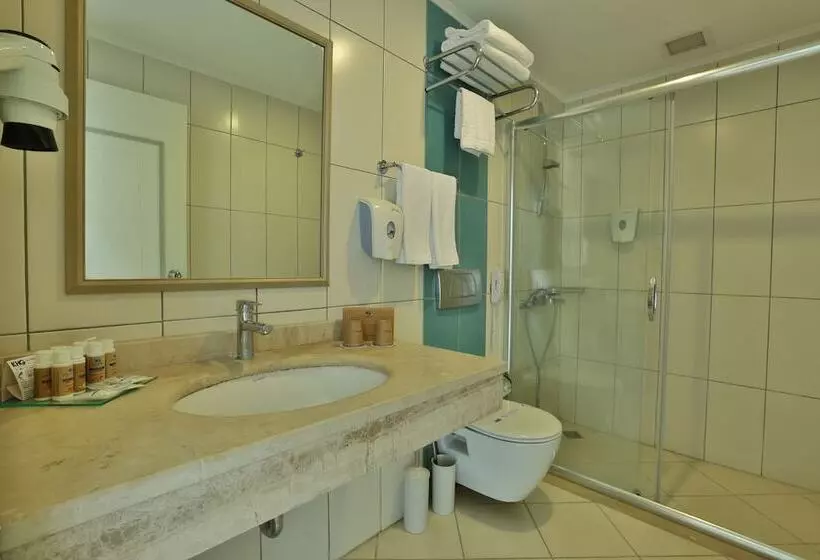 Hotelli Crystal Boutique Beach & Resort   Adult Only