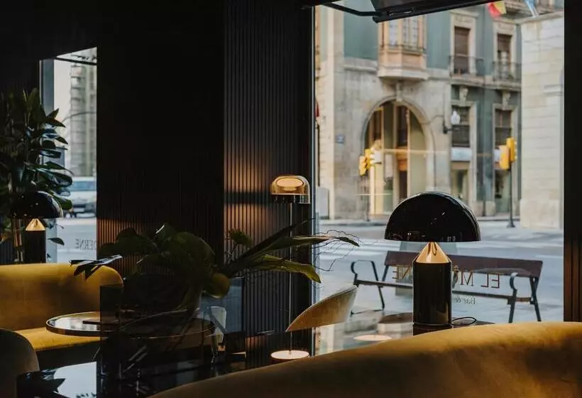 ホテル El Moderne