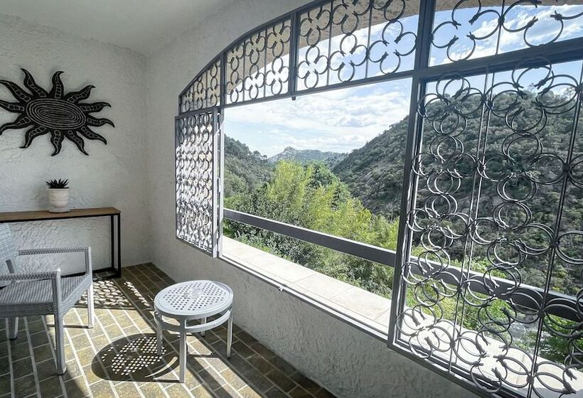 ホテル Les 3 Barbus