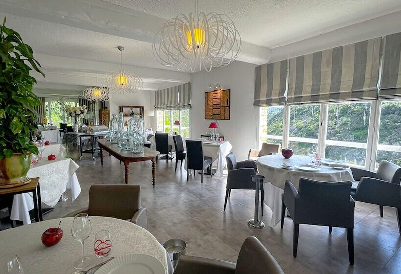 ホテル Les 3 Barbus