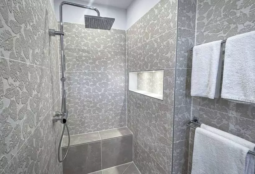 ホテル Les 3 Barbus