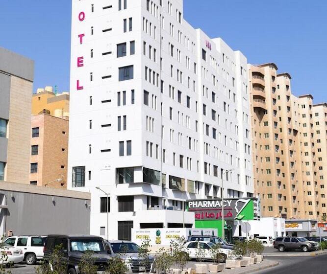 Hotel Magic Suite  Salmiya