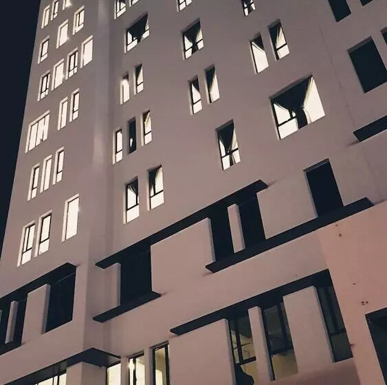 هتل Magic Suite  Salmiya