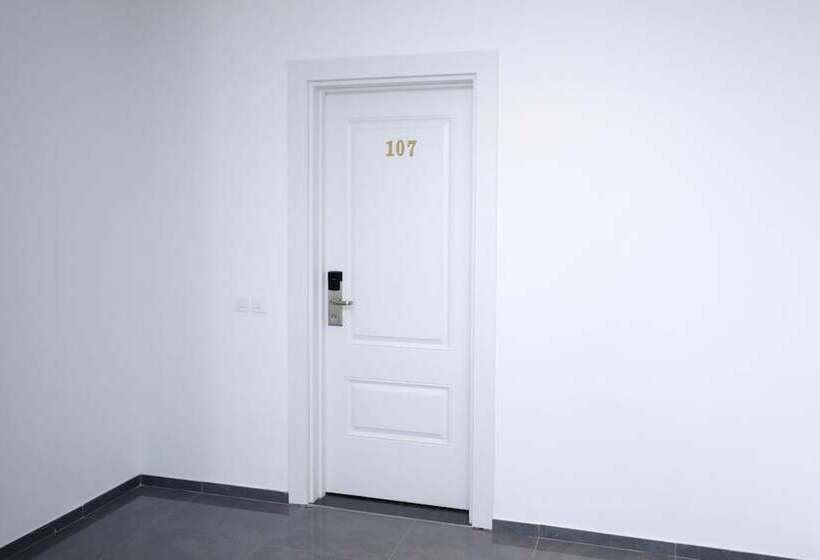 Hotel Magic Suite  Salmiya