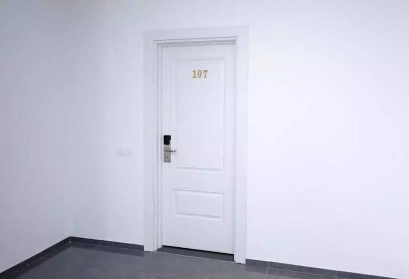 هتل Magic Suite  Salmiya