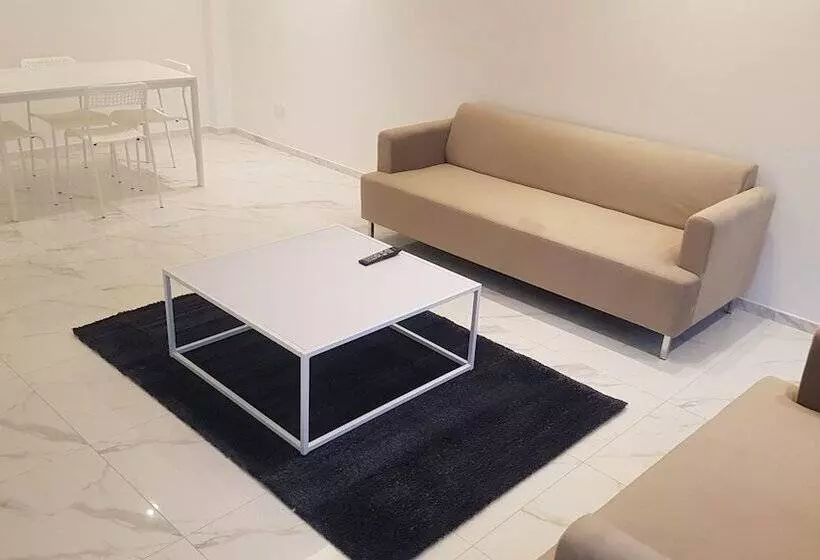 هتل Magic Suite  Salmiya