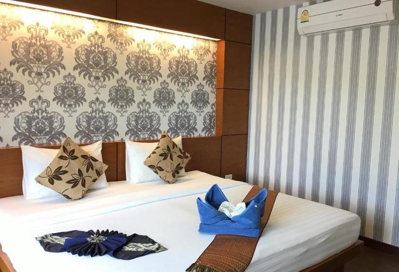 בית מלון כפרי Andaman Resort