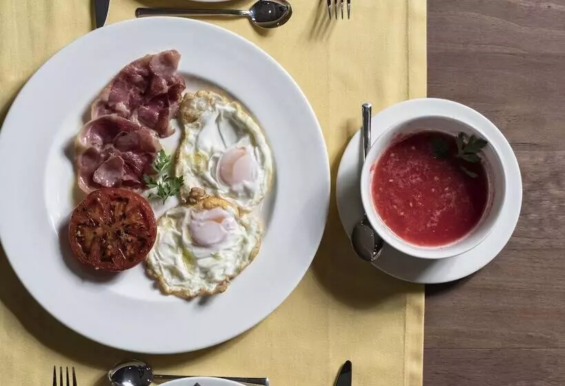 Hotelli Rural Las Montañas De Pumar