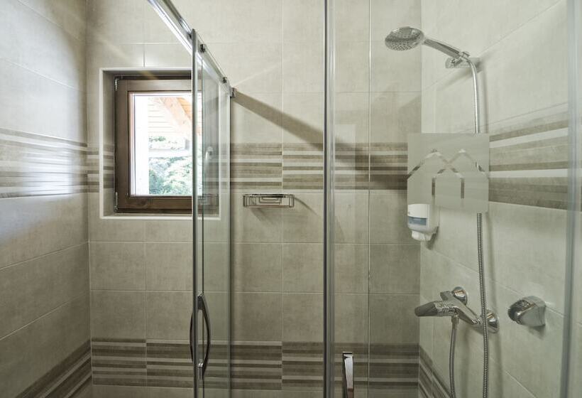 ホテル Rural Las Montañas De Pumar