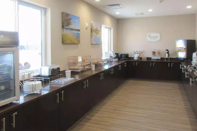 ホテル Sleep Inn & Suites Oregon  Madison