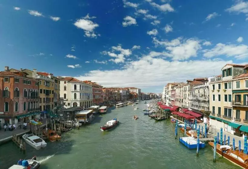 Hotelli Terme Villa Pace