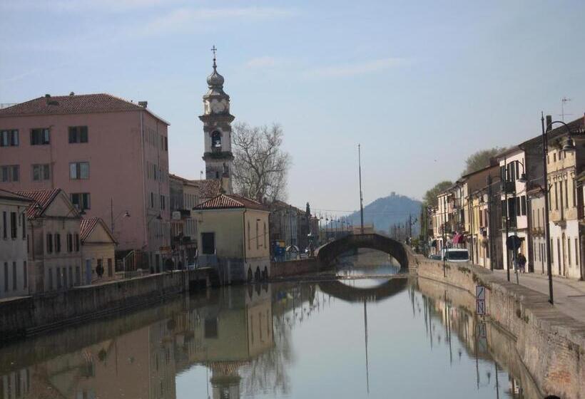 בית מלון כפרי Terme Villa Pace