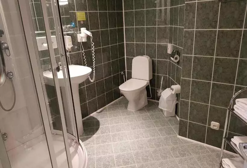 هتل Toila Spa