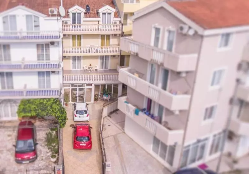 هتل Venera Apartments
