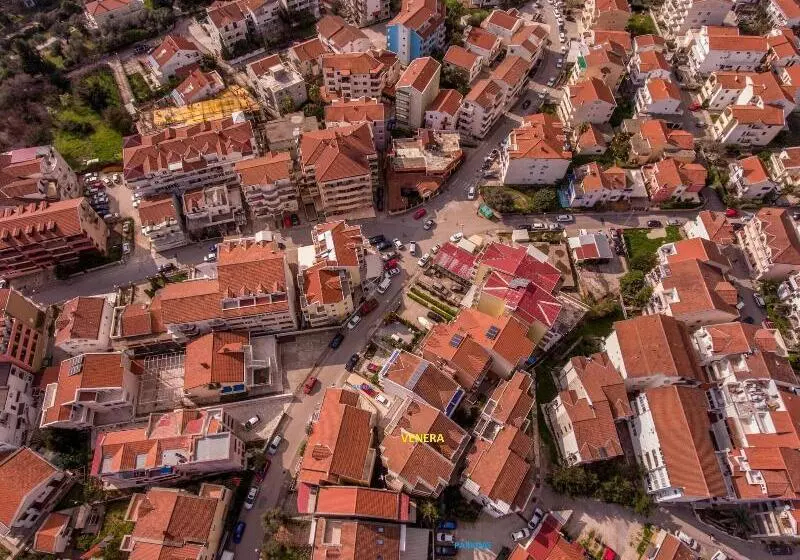 هتل Venera Apartments