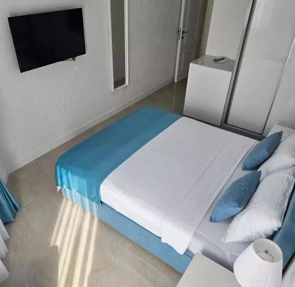 هتل Venera Apartments