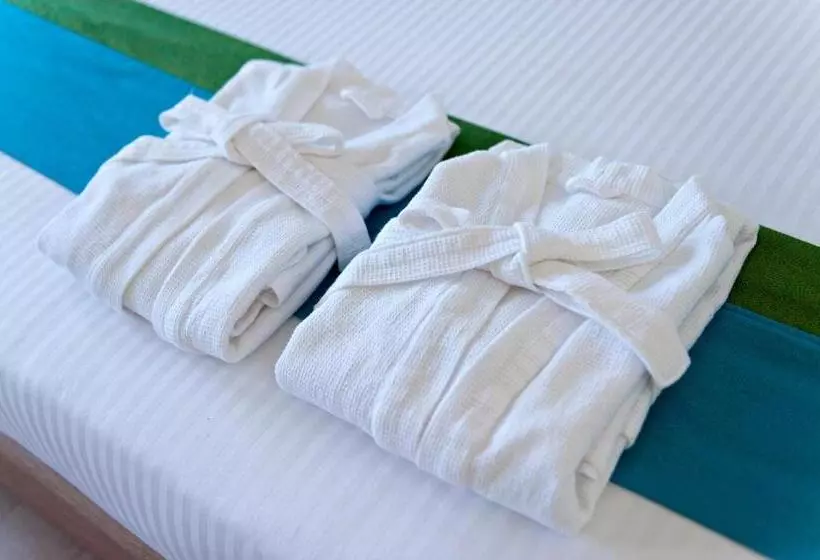Lime Hotel Boracay