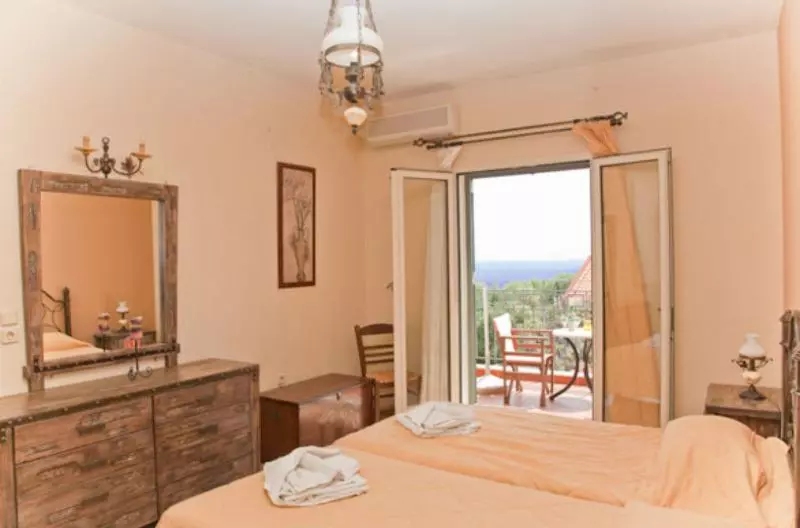 Liocharis Studios & Apartments