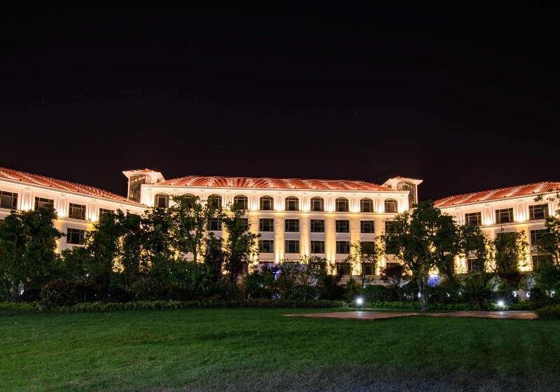 Novotel Suzhou Tai Lake Santeh