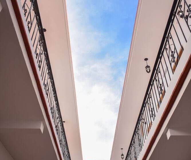 Отель Casa Santo Tomas