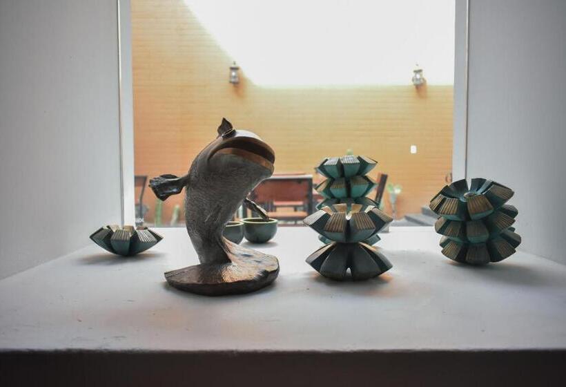 Отель Casa Santo Tomas