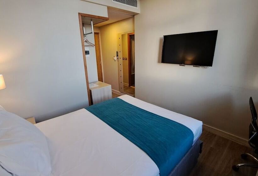 Hotel Diego De Almagro Calama Express