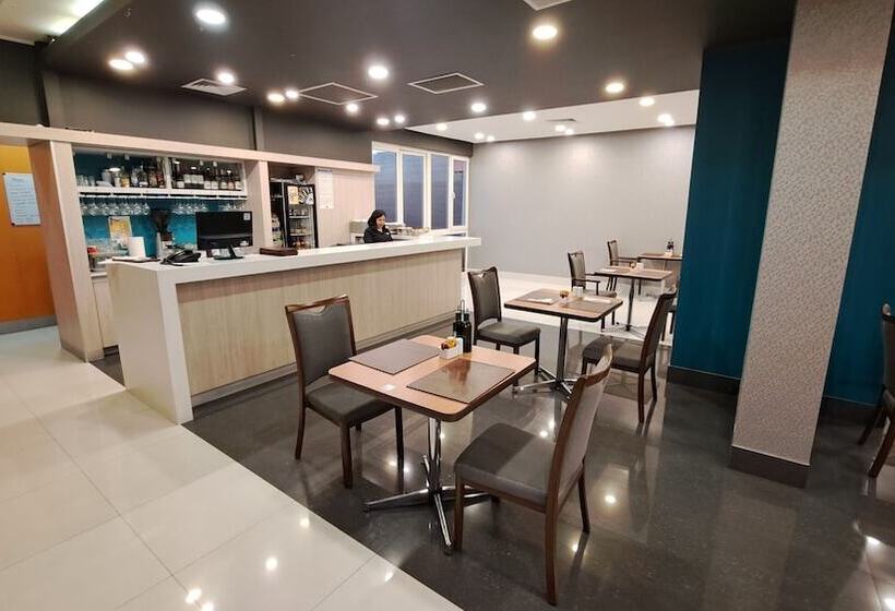 Hotel Diego De Almagro Calama Express