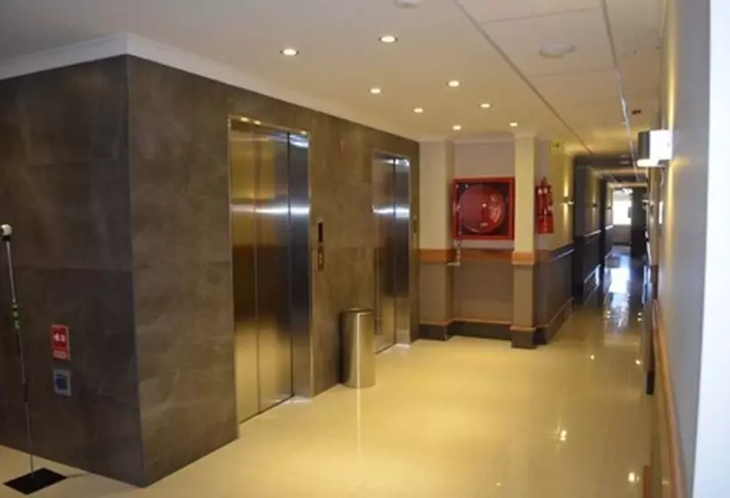 ホテル Diego De Almagro Calama Express