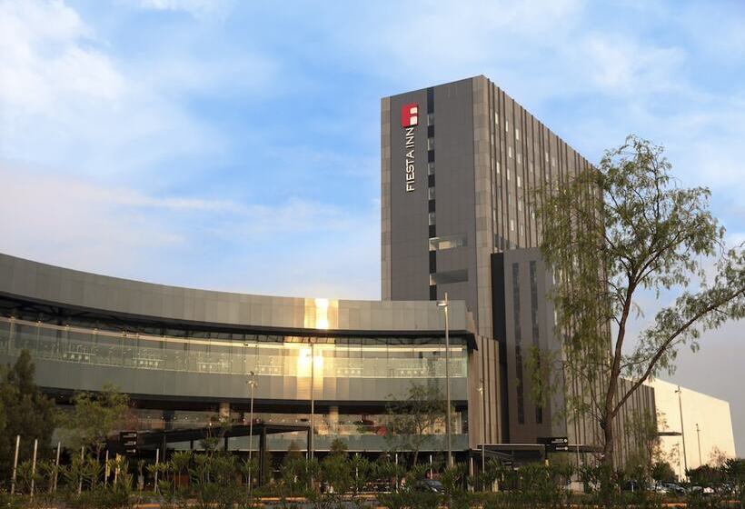 فندق Fiesta Inn Parque Puebla