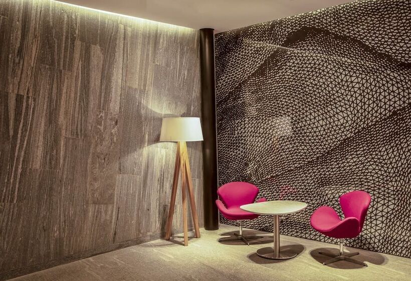 فندق Fiesta Inn Parque Puebla