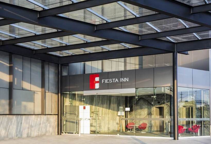 فندق Fiesta Inn Parque Puebla