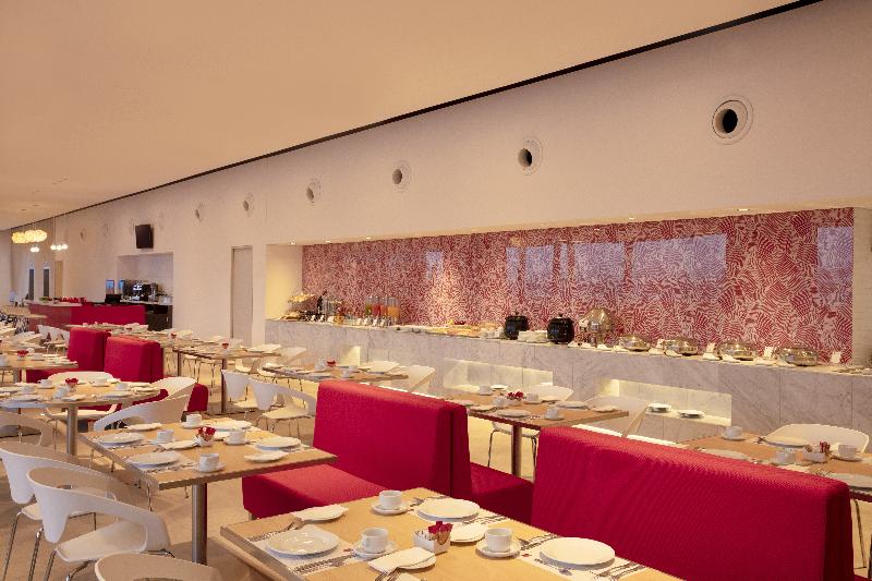 فندق Fiesta Inn Parque Puebla