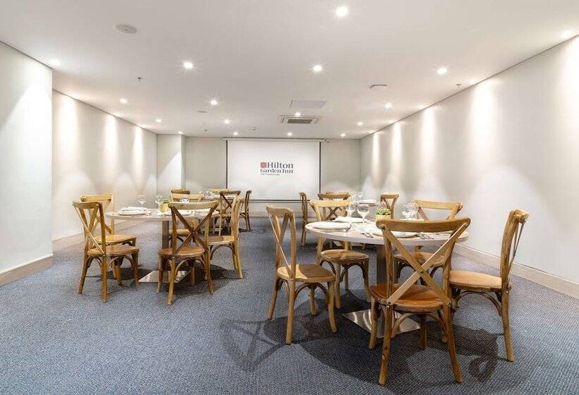 בית מלון כפרי Hilton Garden Inn Cali Ciudad Jardin